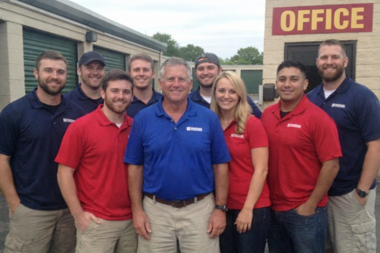 Water damage restoration professionals in Alton, IL